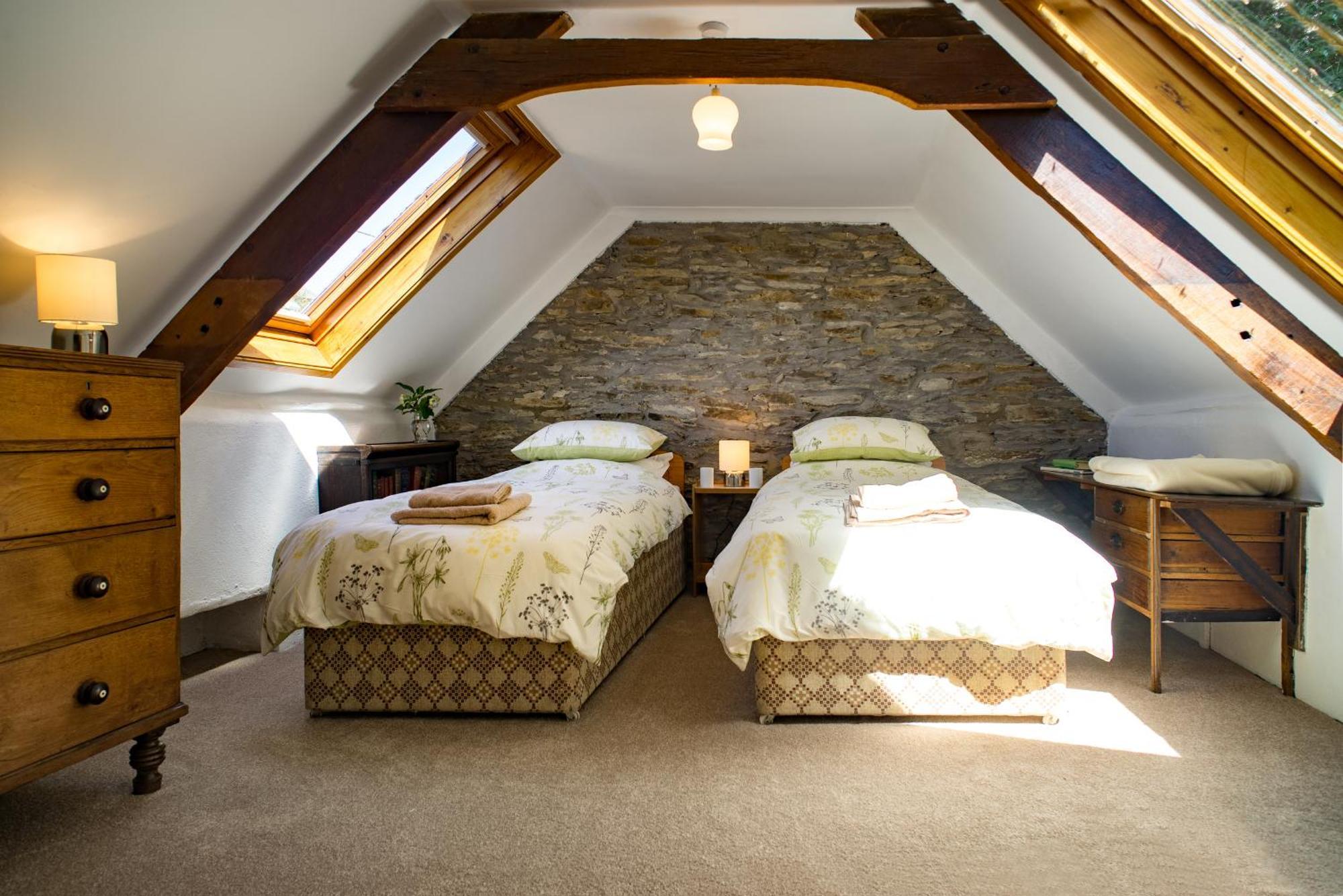 Garden Cottage Newcastle Emlyn Bagian luar foto